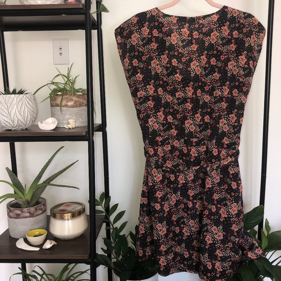 Kenzie Silk Dress - Picture 2 of 3